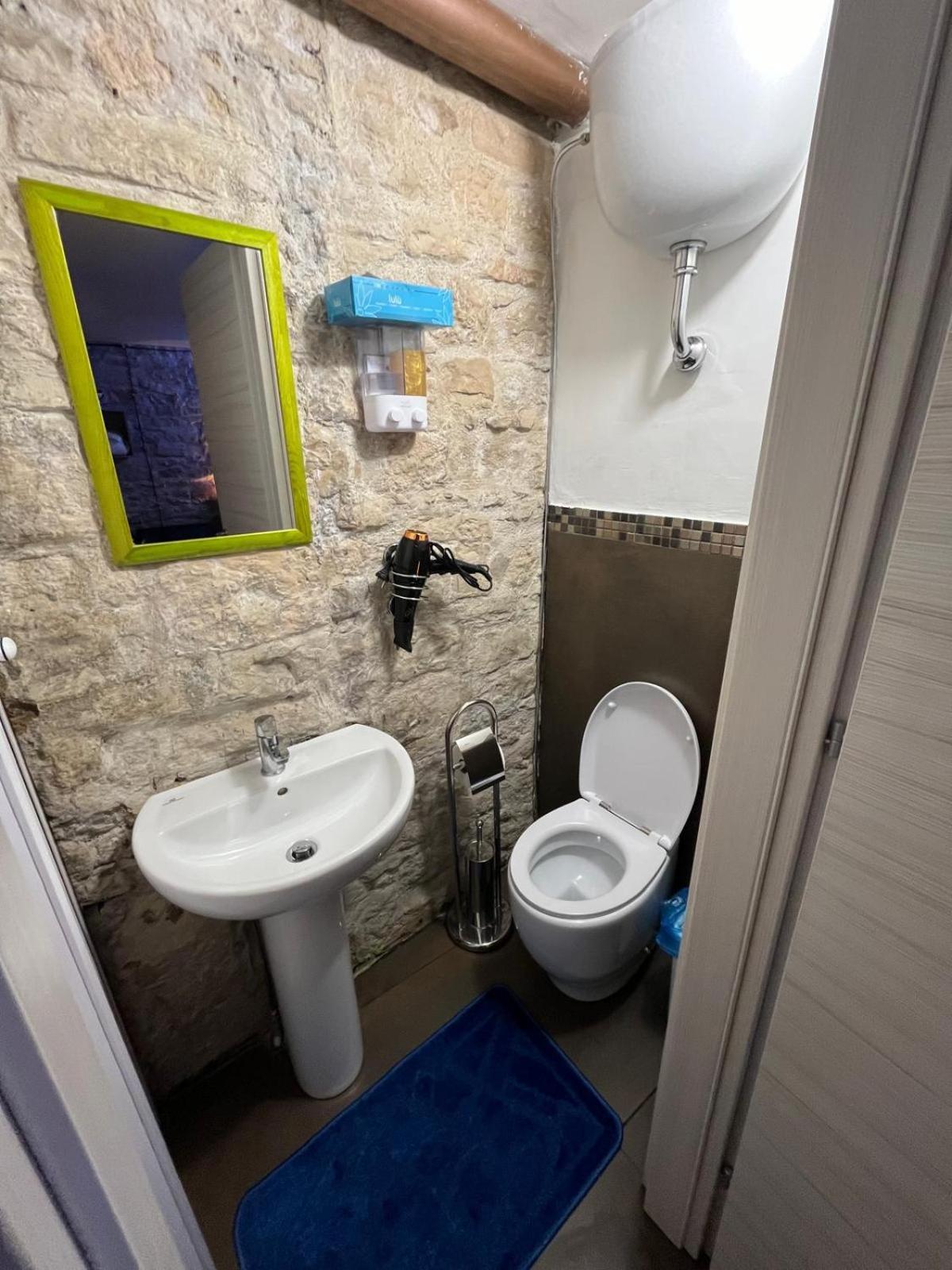 Bed and Breakfast Relax For A Day Barletta Exterior foto